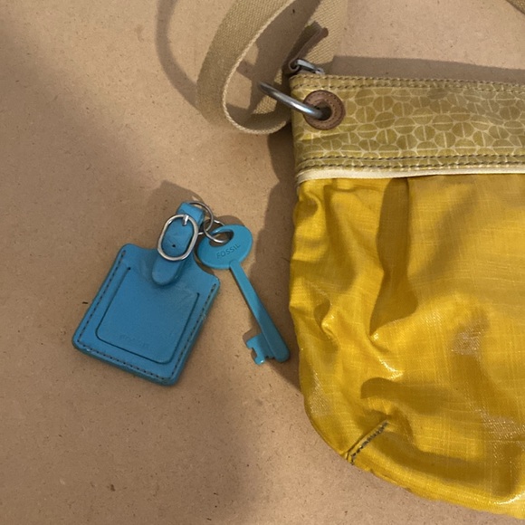 Fossil Key-Per Crossbody Bag. Yellow - Picture 2 of 10